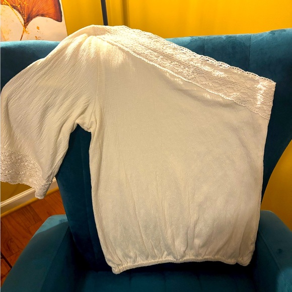 Jessica Simpson Tops - Ladies| Jessica Simpson | Cream One Shoulder Blouse w/ Lace Trim